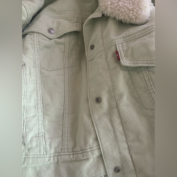 NWT Levi’s Ex-Boyfriend Corduroy Sherpa Trucker Jacket - Picture 4 of 8